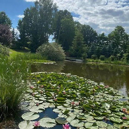 Ranczo Nad Stawem Gospodarstwo agroturystyczne *